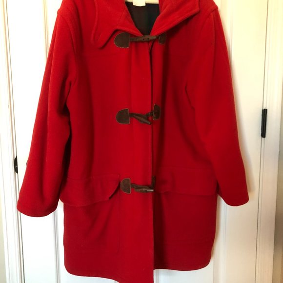 L. L. Bean Jackets & Blazers - A GORGEOUS RED WOOL LL BEAN PEACOAT L/XL